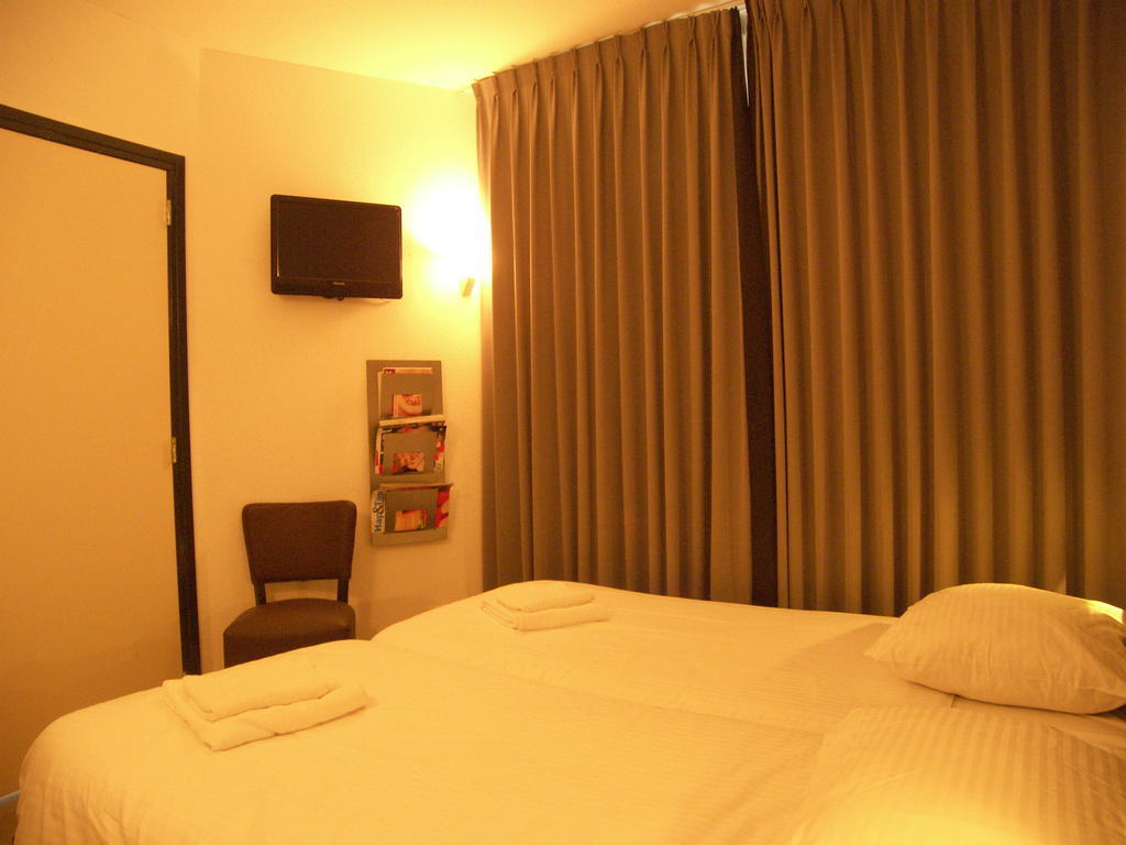 Hotel De Markt Valkenswaard Esterno foto