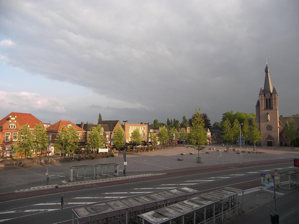 Hotel De Markt Valkenswaard Esterno foto