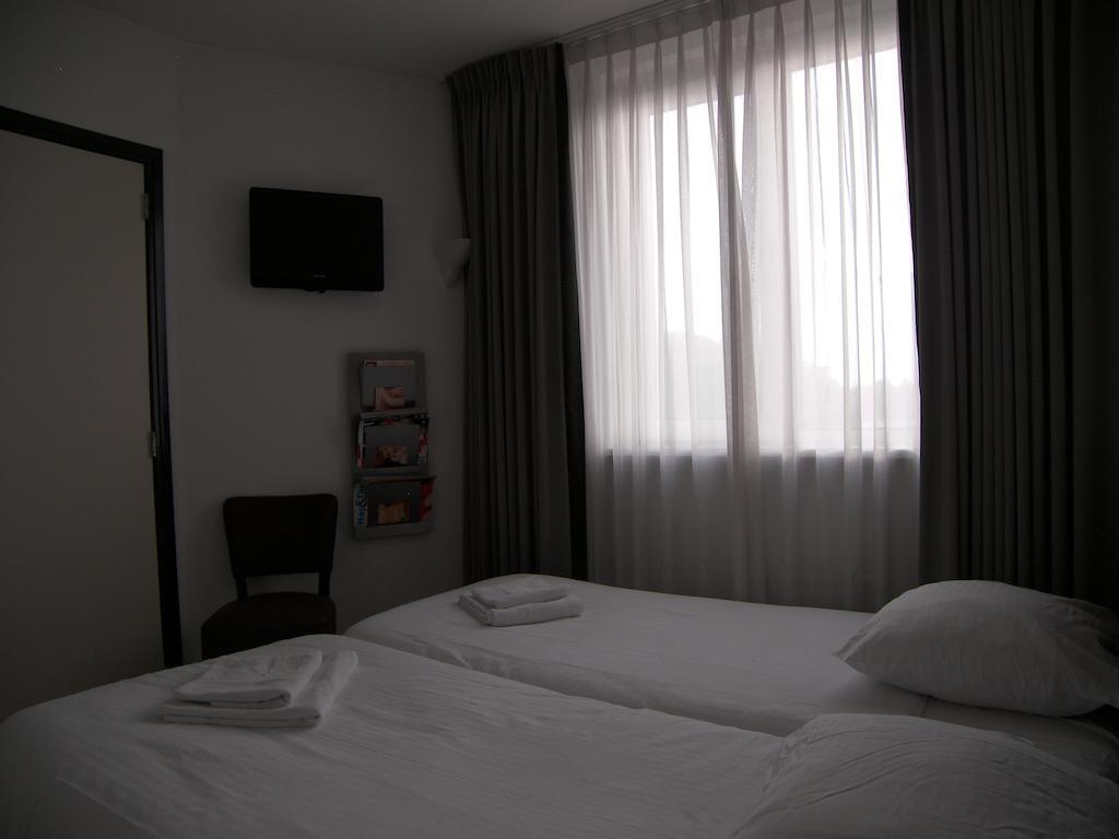 Hotel De Markt Valkenswaard Esterno foto